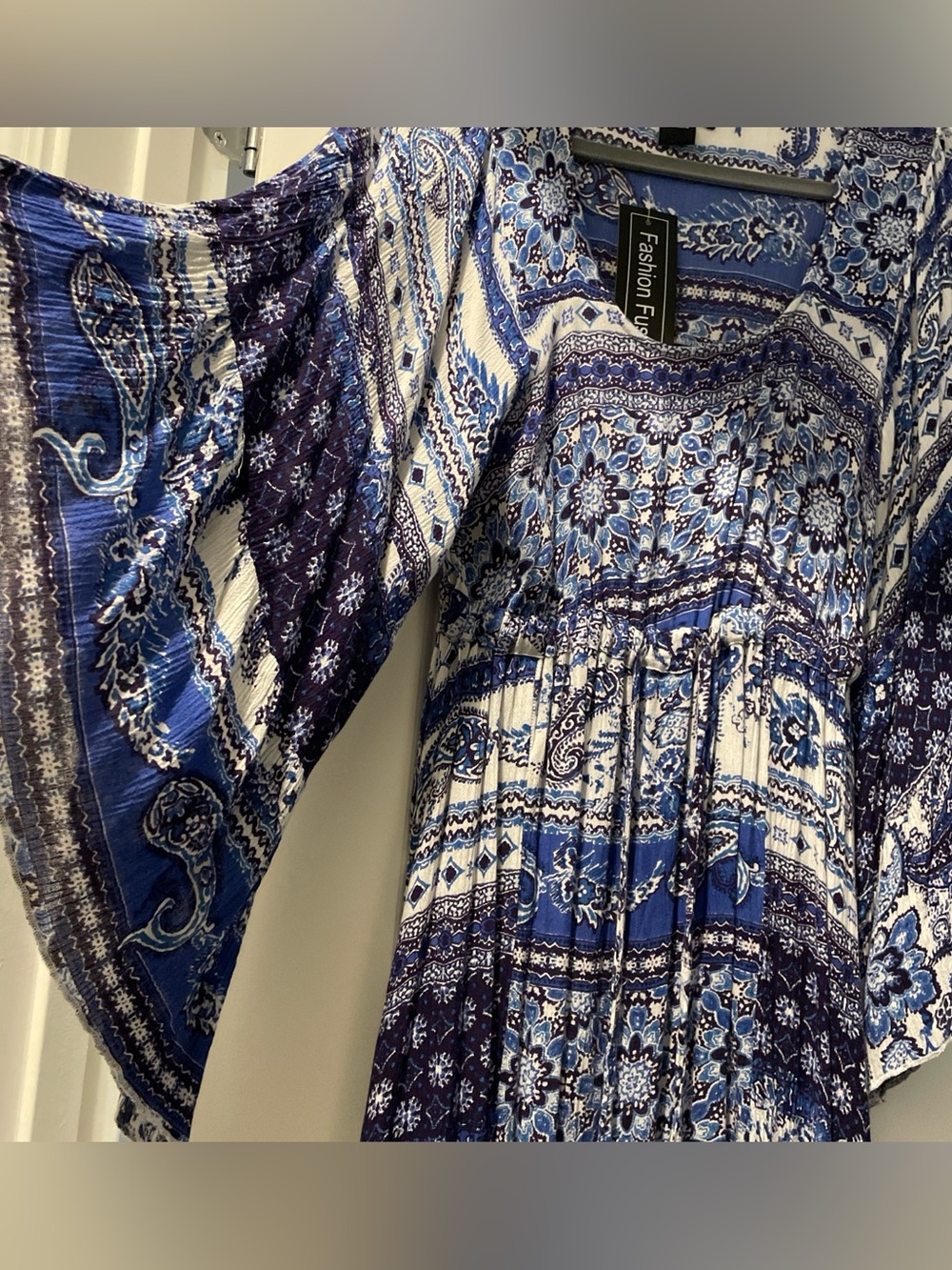 Fashion Fuse Mini Dress Tunic Beach Cover Size S BlueWhite Paisley Modern Boho